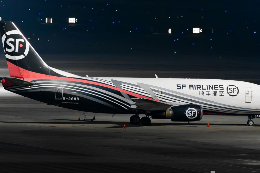 波音737-300